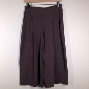 NWT Universal Standard Casual Culottes Pull On Cropped Wide Leg Pants 2XS Or 6/8